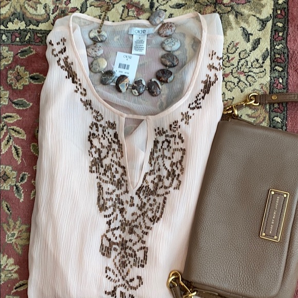 Top - Picture 4 of 4